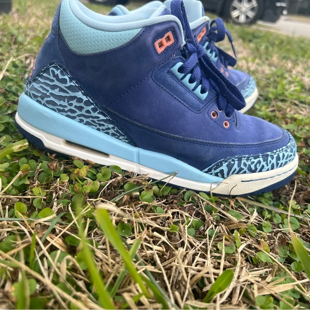 AIR JORDAN 3 RETRO GG (GS) PURPLE DUST - Picture 4 of 11